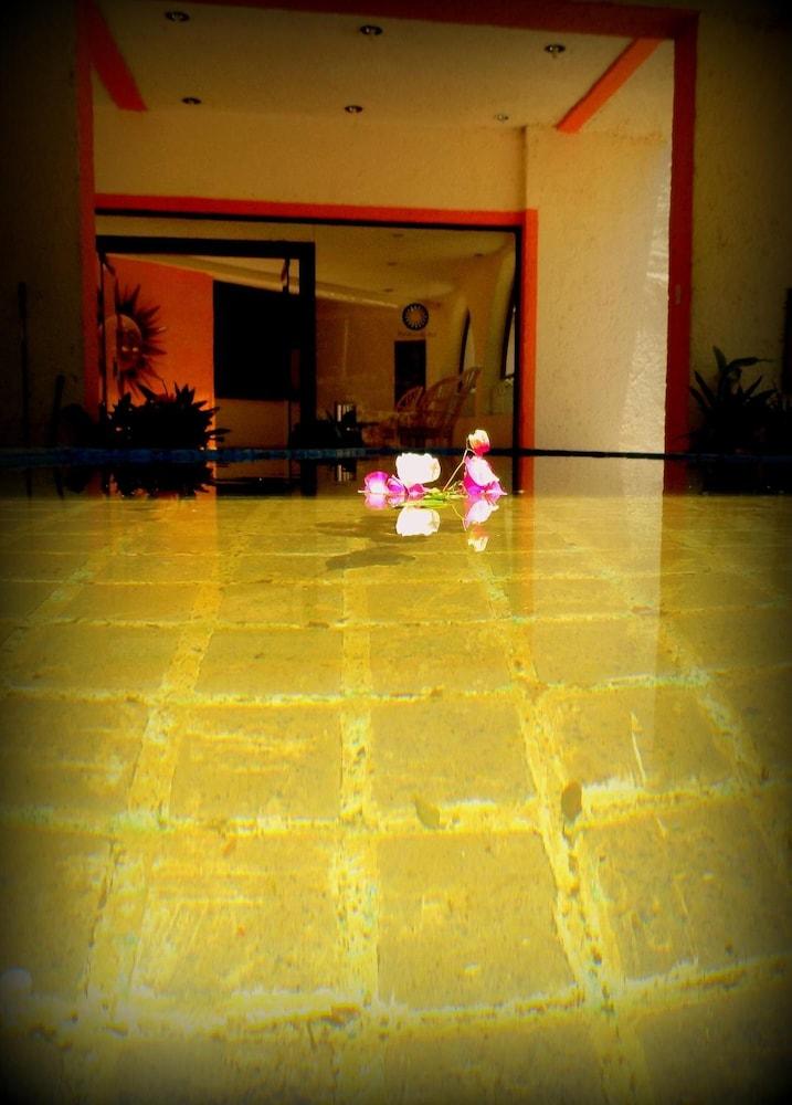 Hotel Piedras De Sol Solaris Morelos Tlaltizapan Bagian luar foto